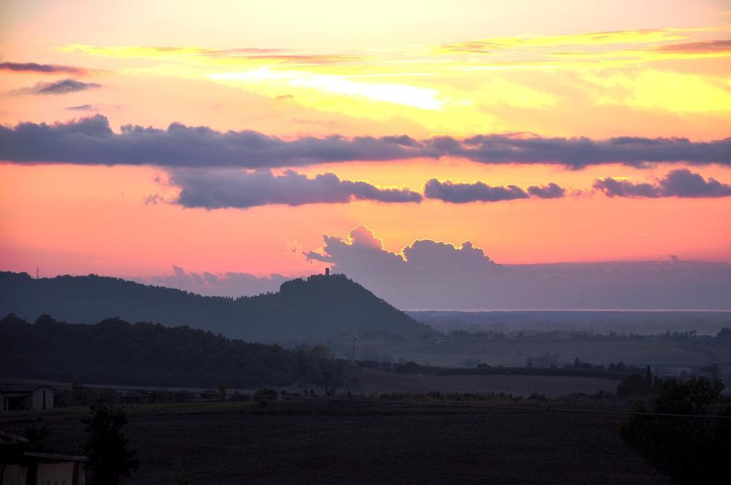 Montecristo Country House Manciano Bagian luar foto