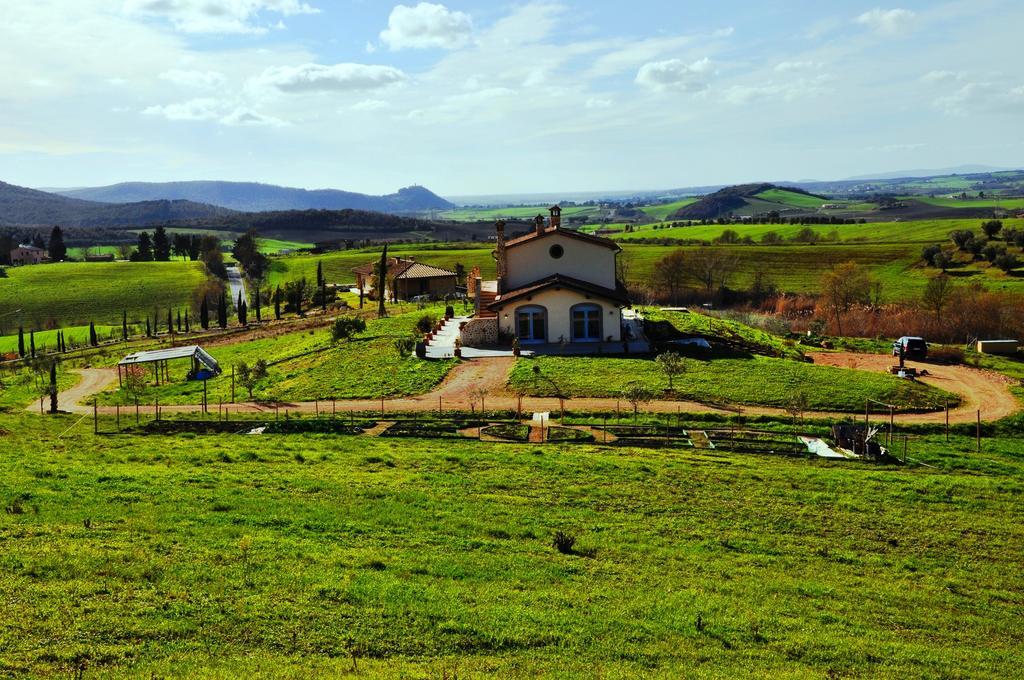 Montecristo Country House Guest House Manciano Bagian luar foto