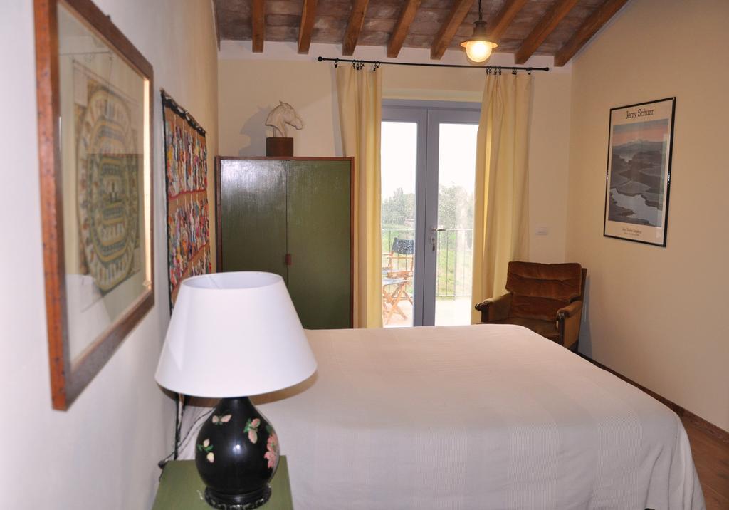 Montecristo Country House Manciano Ruang foto