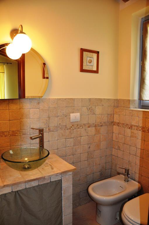Montecristo Country House Manciano Ruang foto